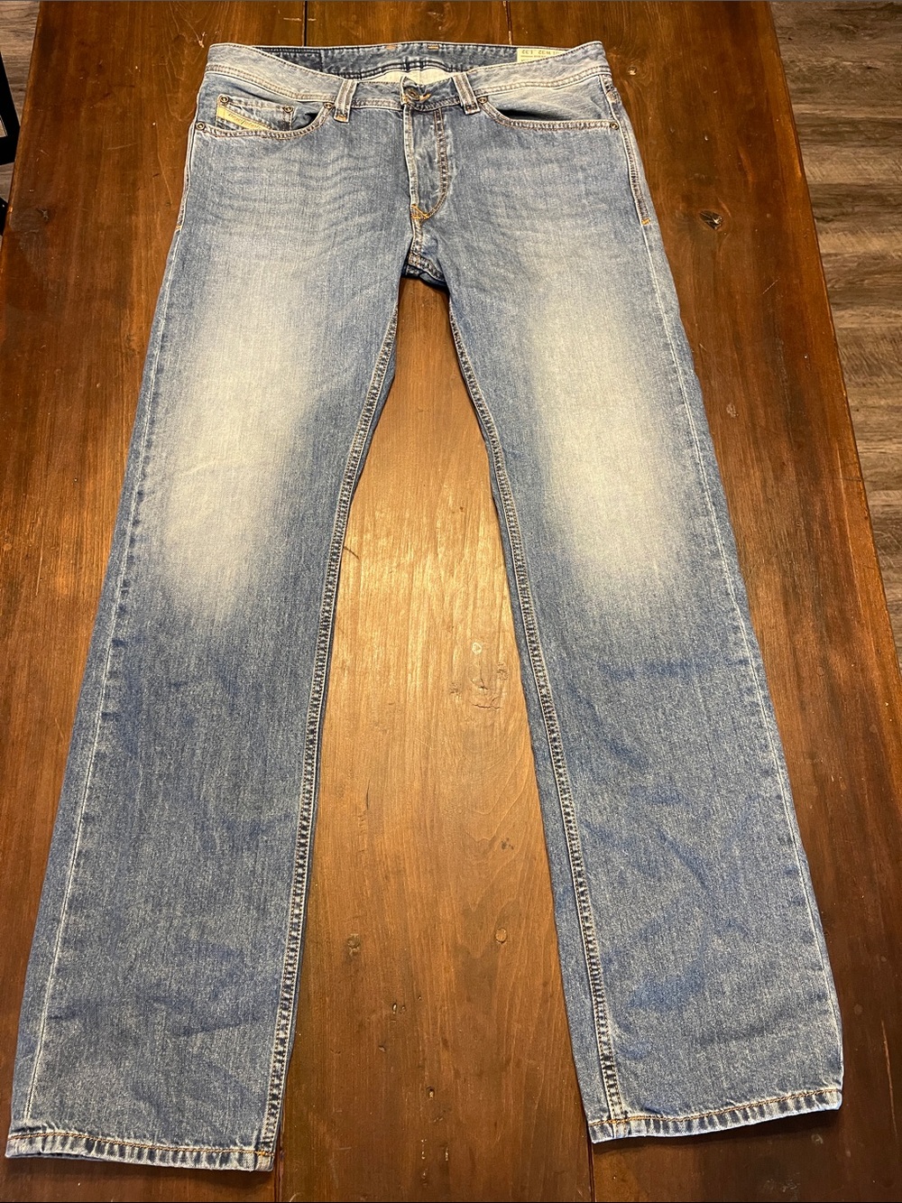 Diesel Industry Men’s Viker Button Fly Straight Leg Denim Jeans Size 32 x 32
